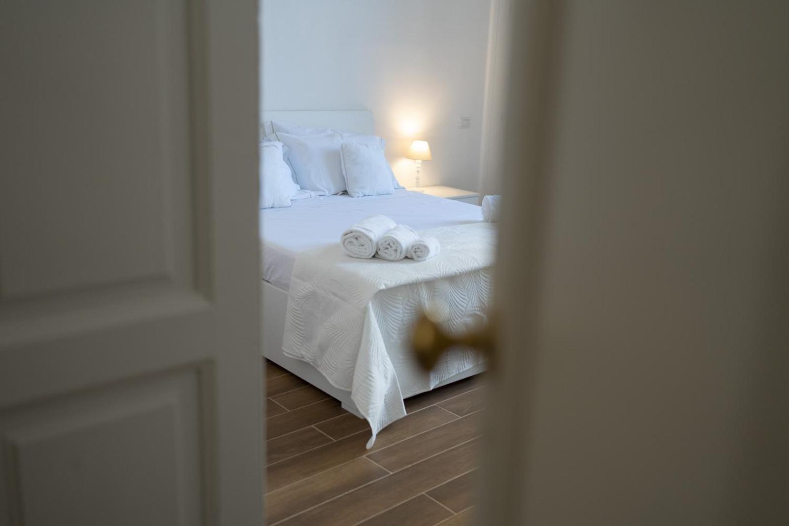 Palazzo Manzoni Apartments Bari Rum bild
