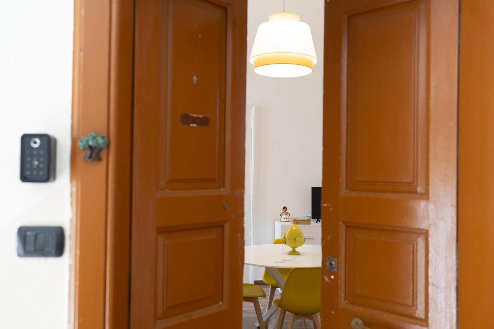 Palazzo Manzoni Apartments Bari Rum bild